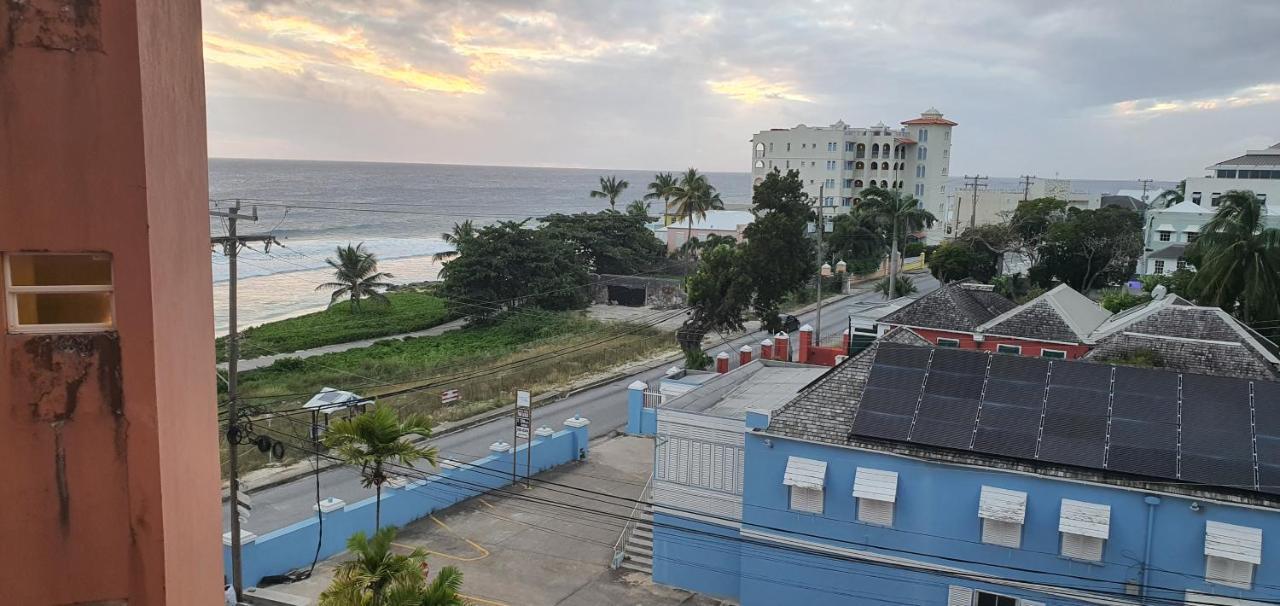 Hastings Towers 4D - Studio Apt Opp Beach Bridgetown Exterior photo